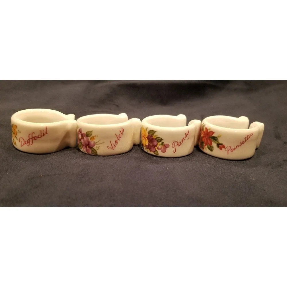 4 Queens Rosina China Set Napkin Rings Floral Design England New in Box